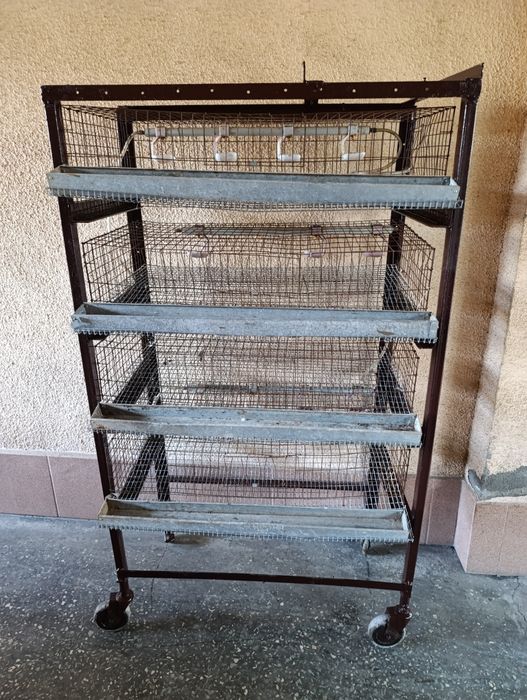 Продам клітку для перепілок