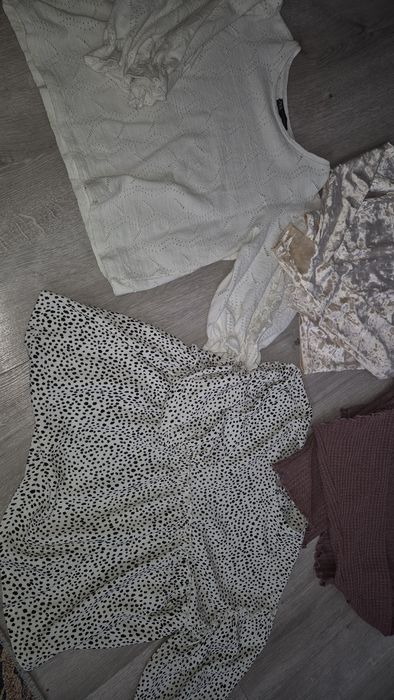 Zestaw bluzek krotkich