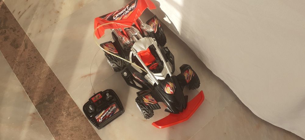 Carro telecomandado