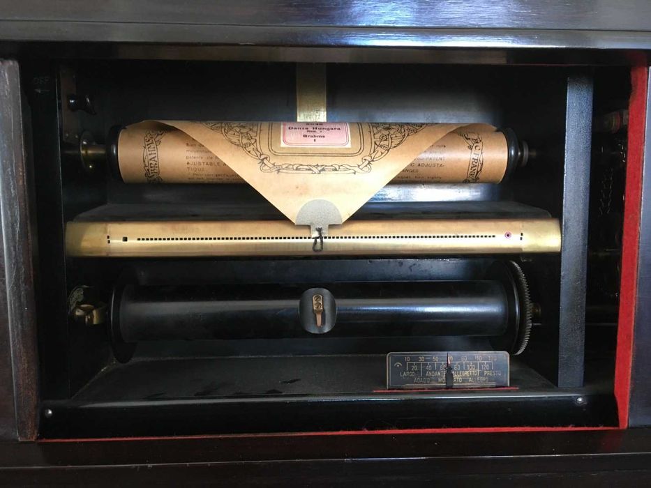 Pianola Wessell Piano Wessell antigo · Pianola com 6 rolos · Funcional