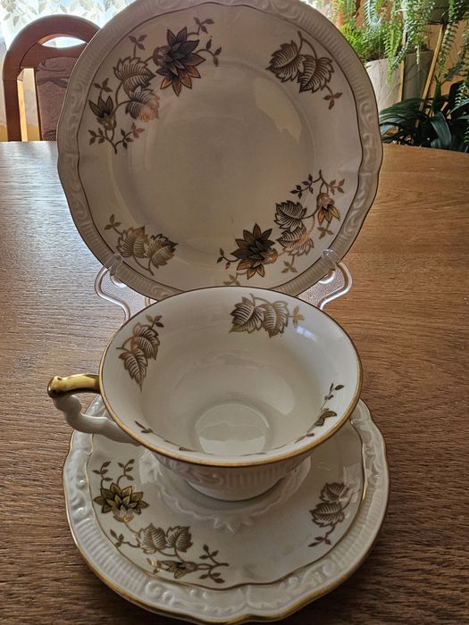 Filiżanka Oscar Slegelmilch 200 ml, datowana 1918r do 1935r