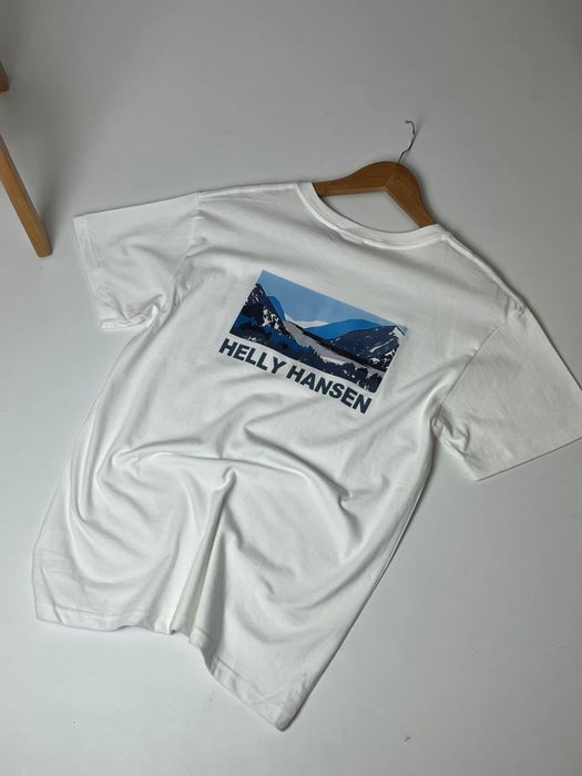 Helly hansen футболка біла