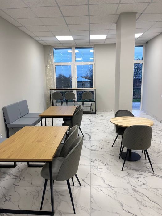 Стіл деревяний круглий