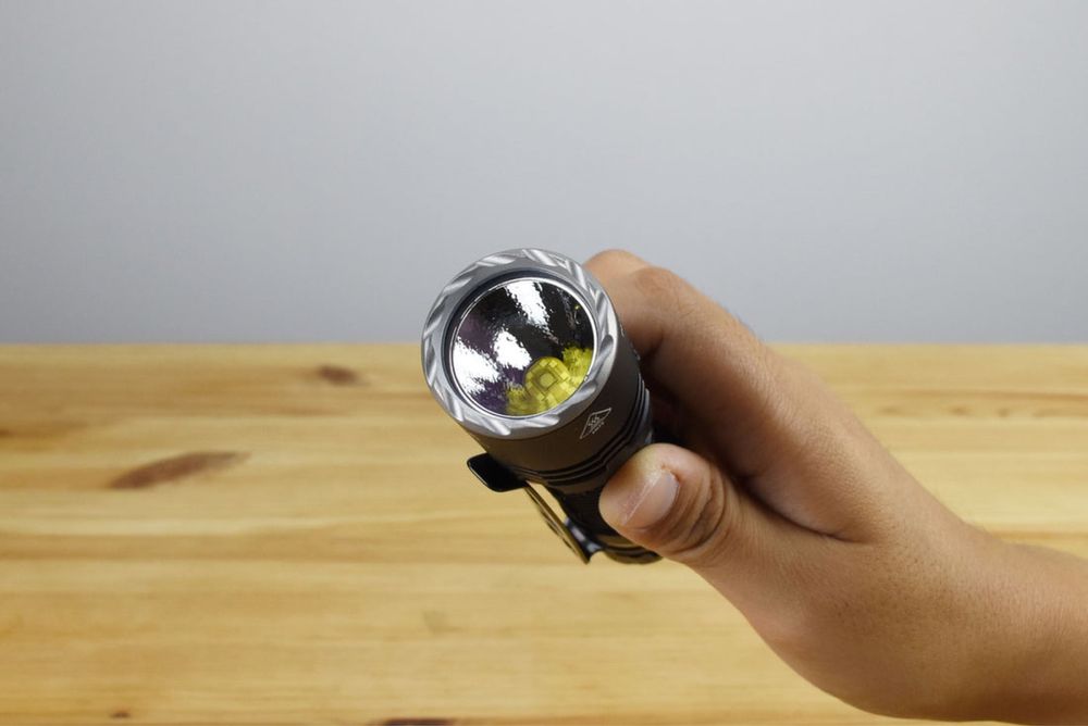 Nitecore EDC35 Потужний Ліхтар 5000 Lumen/6000 mAh/USB Type-C