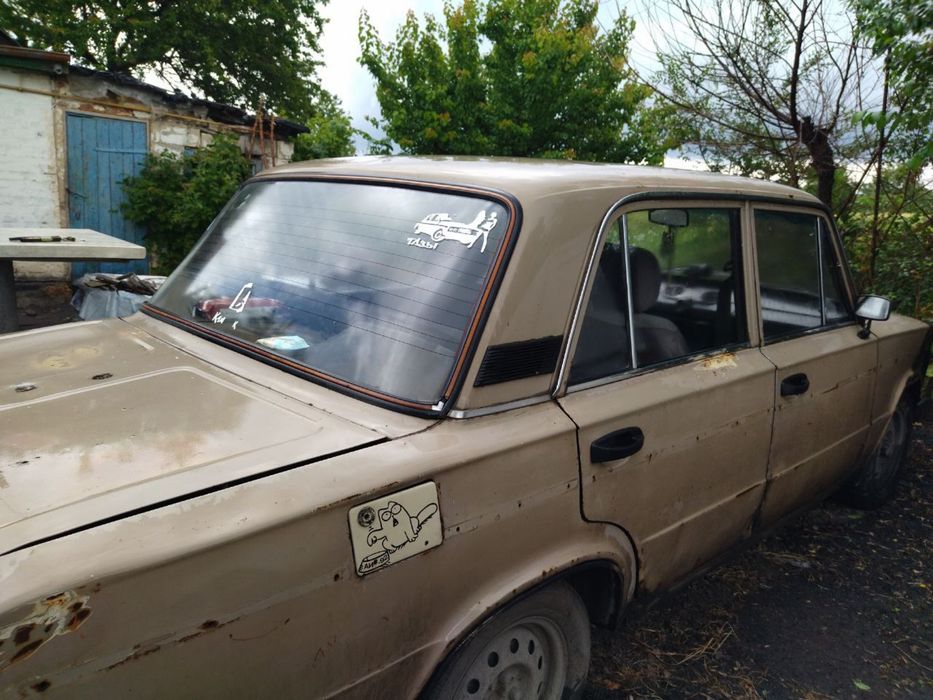 Продам машину 21061