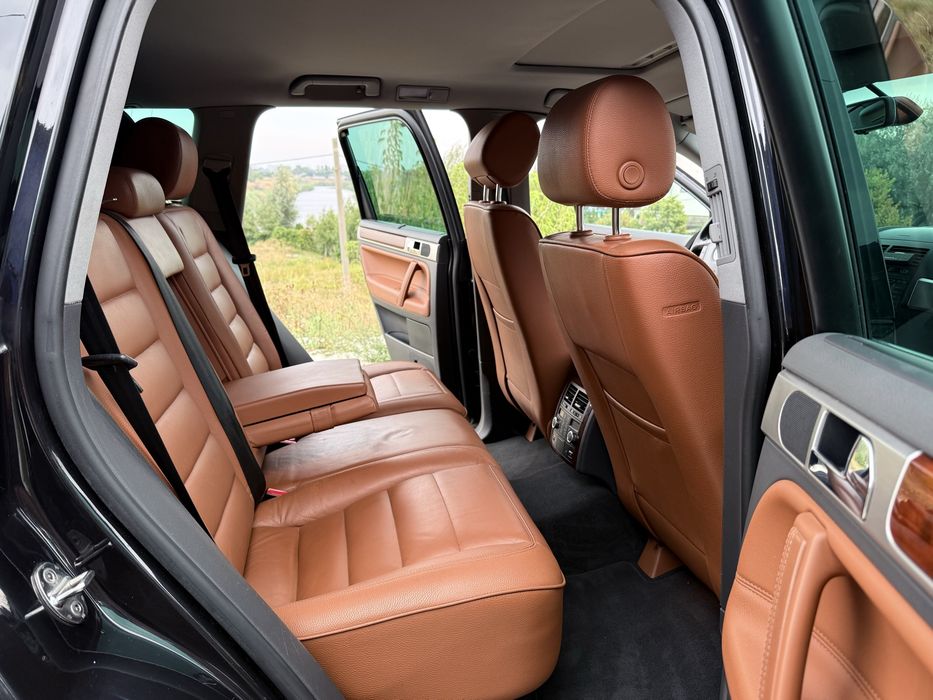 Продам Volkswagen Touareg 3.0 D