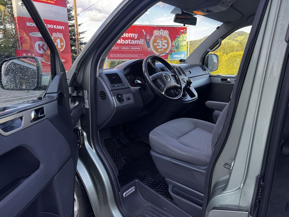 Wynajem Busa Bus Wypożyczalnia VW Transporter t5 Multivan 7 Osobowy