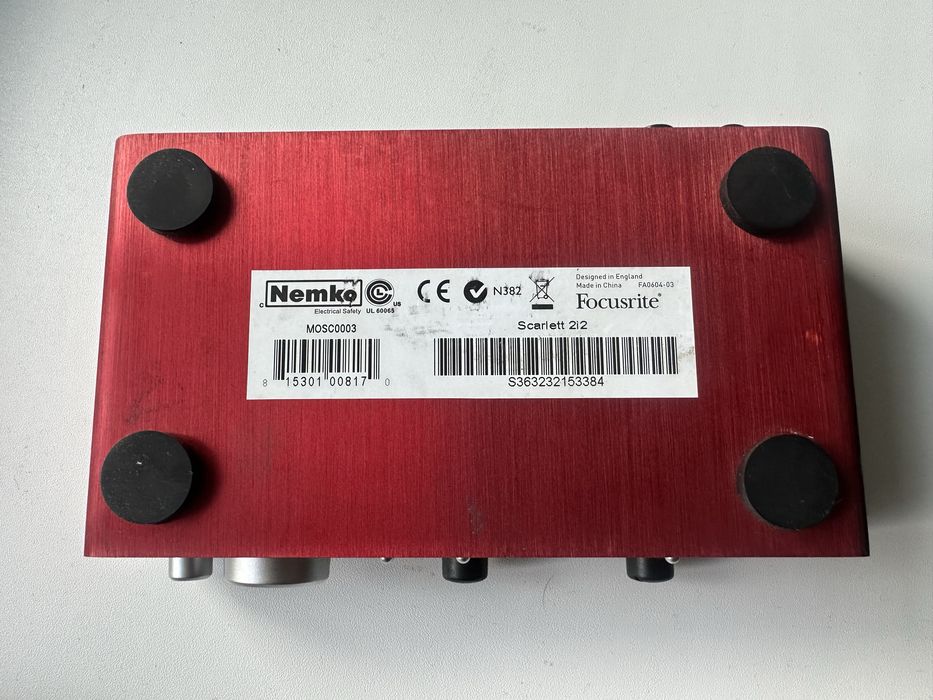Звукова карта Focusrite 2i2 1nd generation