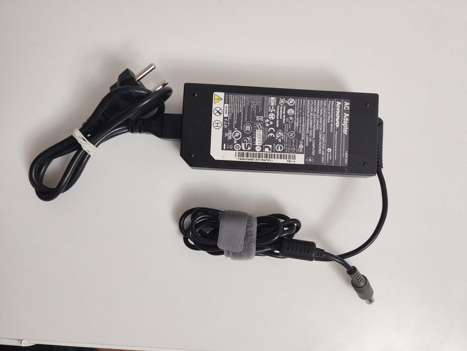 Ładowarka Lenovo 135W 20V ThinkPad W510 W520 W530