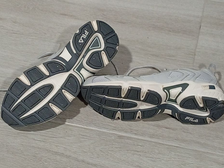 Sapatilhas e botas