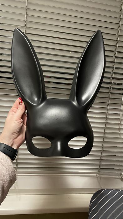 Маска карнавальна Play Boy матова чорна