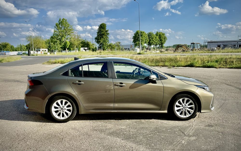Toyota benzyna okazja