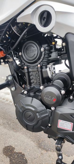 Мотоцикл Lifan KP200 (Lifan Irokez)Лифан Ирокез червоний, жовтий, чорн