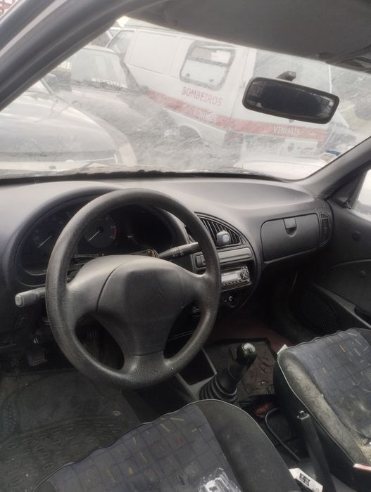 Citroen Saxo para peças