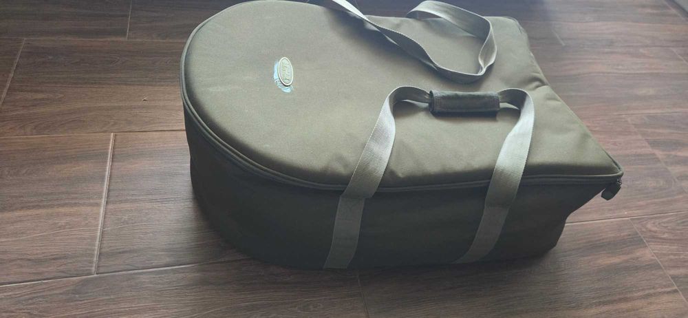 Torba gruba ocieplana na łódkę zanętową wymiary;70x45x25 prawie mowa.
