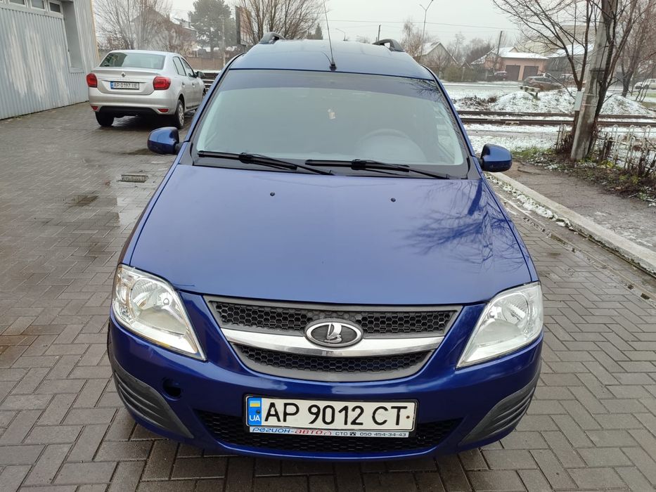 Продам Lada Largus 2015 , 7- мест. Газ/ Бензин