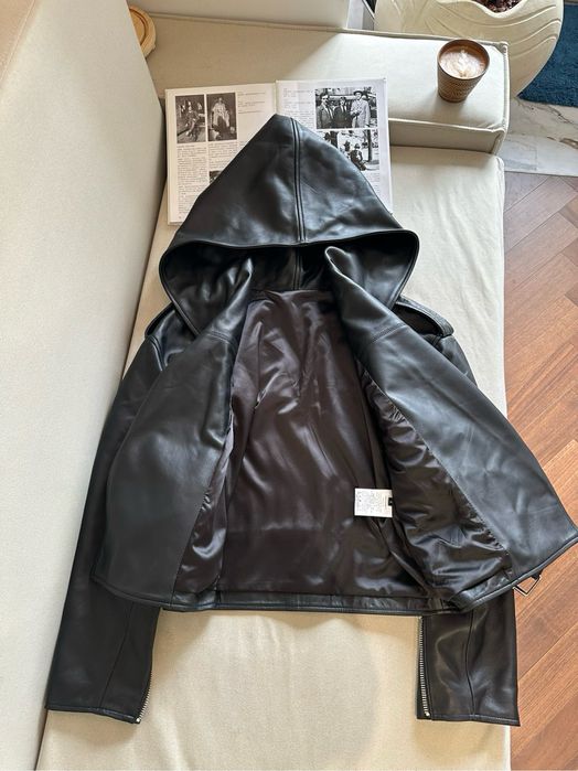 Женская кожаная куртка