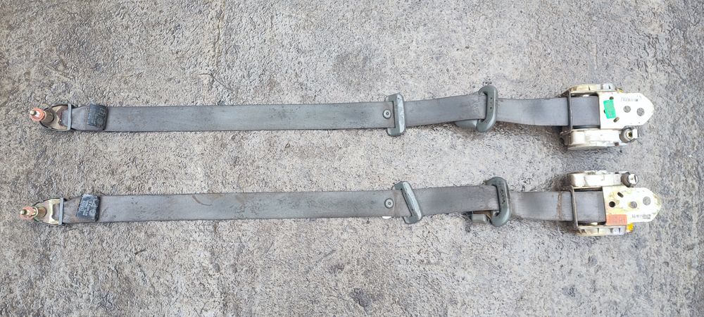 Продам передние ремни безопасности на hyundai santa fe 1
