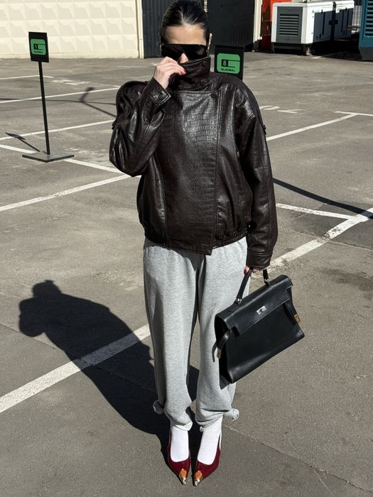 Шкіряна куртка алігатор