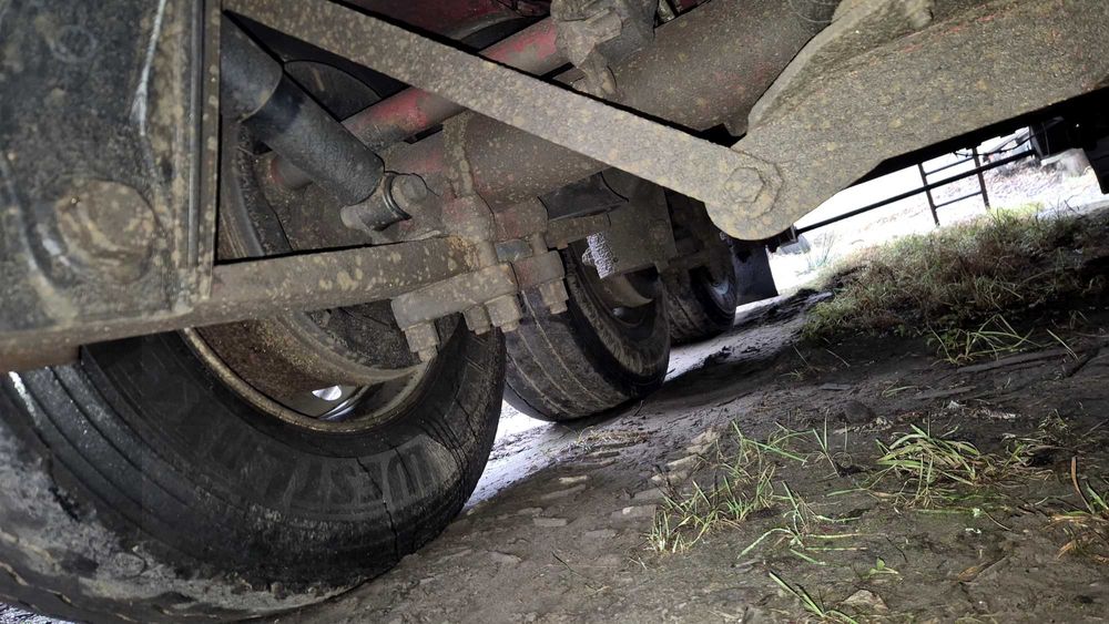 Напівпричіп по запчастинам