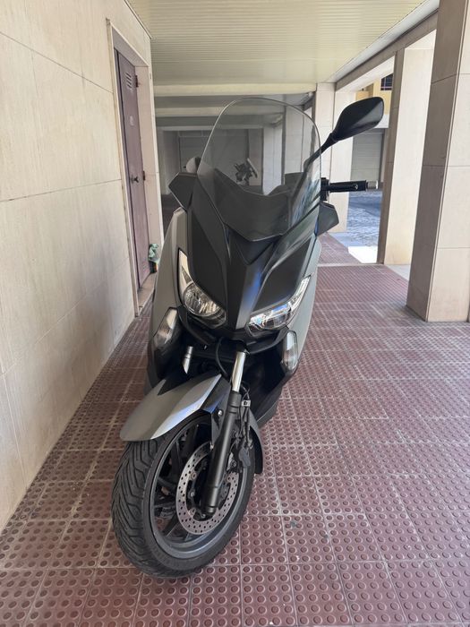 Scooter X-Max 400
