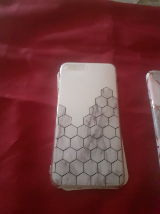 Capas para IPhone 7 e 8 Plus cada 4€