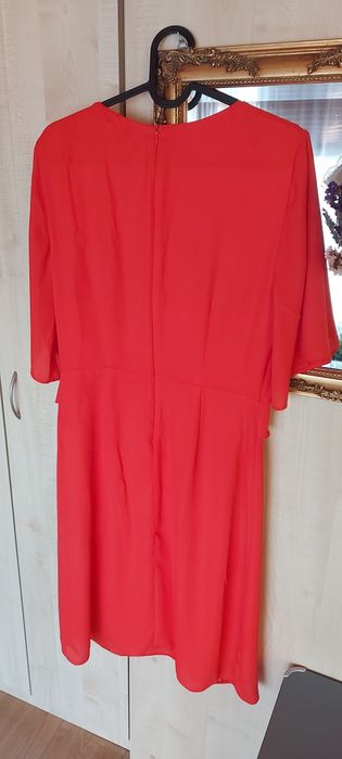 Nowa sukienka elegancka tkk max M L czerwona