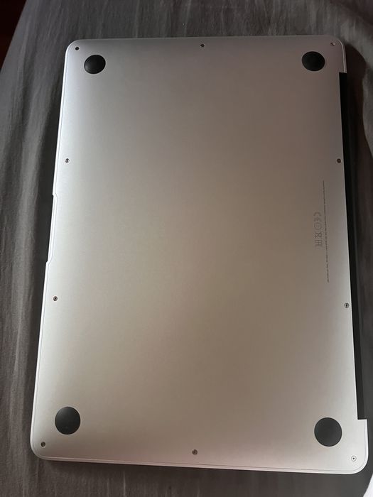 MacBook Air 13 polegadas retina i7 8G ram 256GB disco SSD431627669288396802