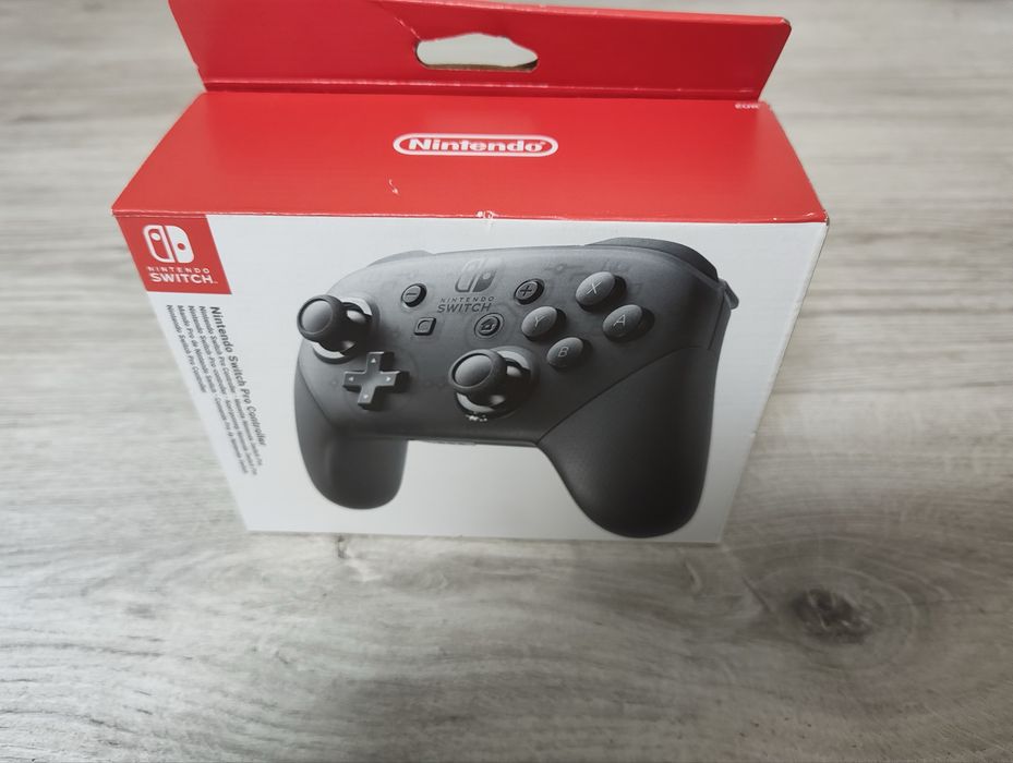 Nintendo Switch Pro kontroler HAC-013