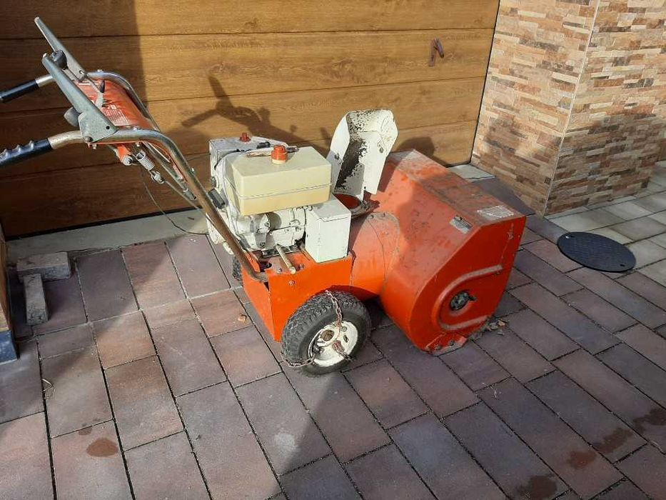 Odśnieżarka spalinowa