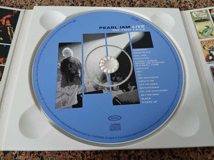 CD - Pearl Jam: Live on Two Legs