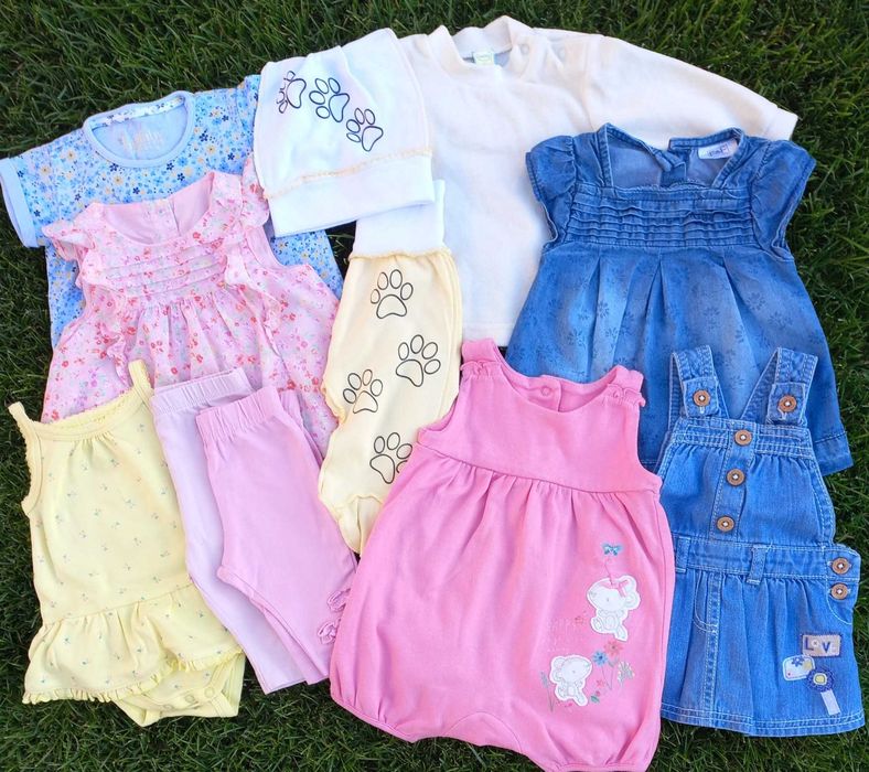 Комплекты одежды на девочку 0-3 месяца