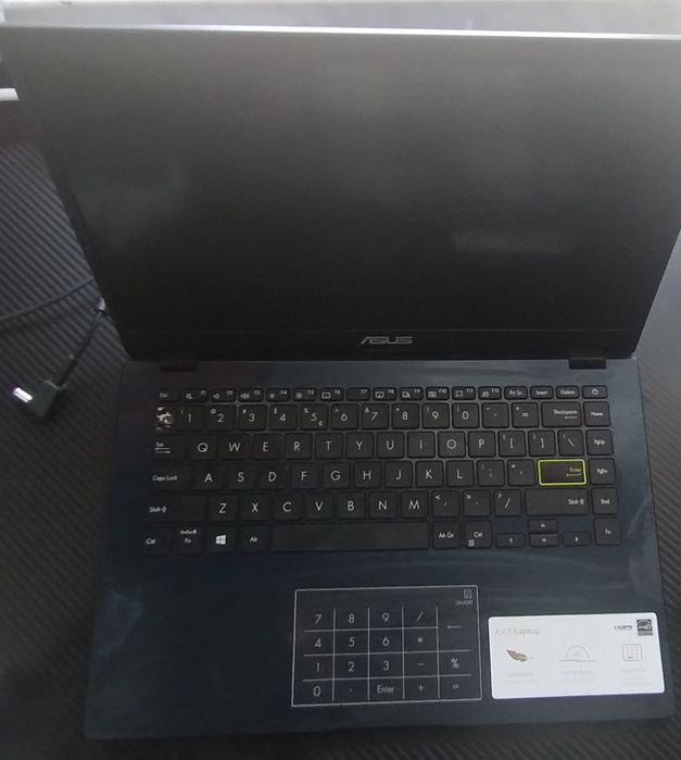 Laptop Asus E410 Uszkodzony działający