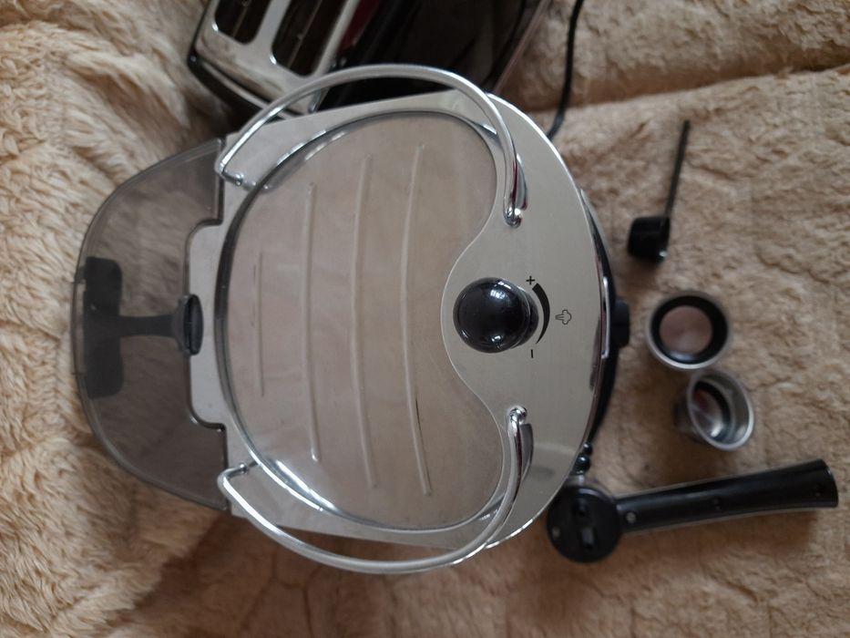 Кофеварка рожковая Delonghi ECO311.BK