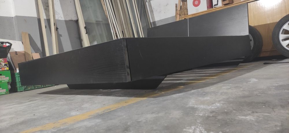 Cama como nova e Estrado