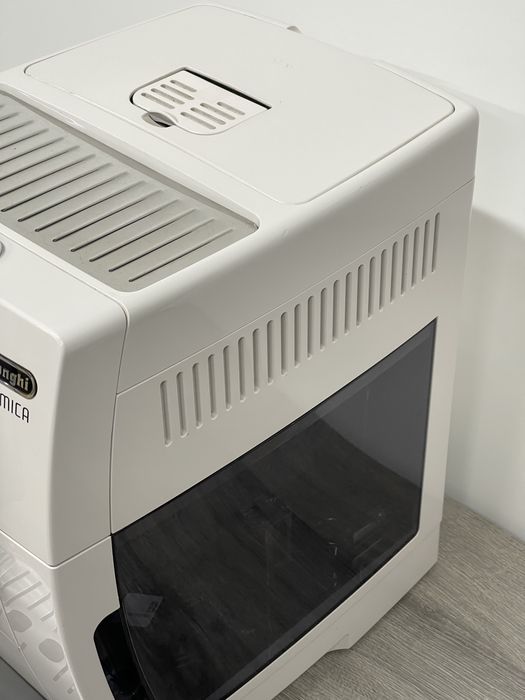 Кавомашина DeLonghi Dinamica, продам кавомашину з гарантією