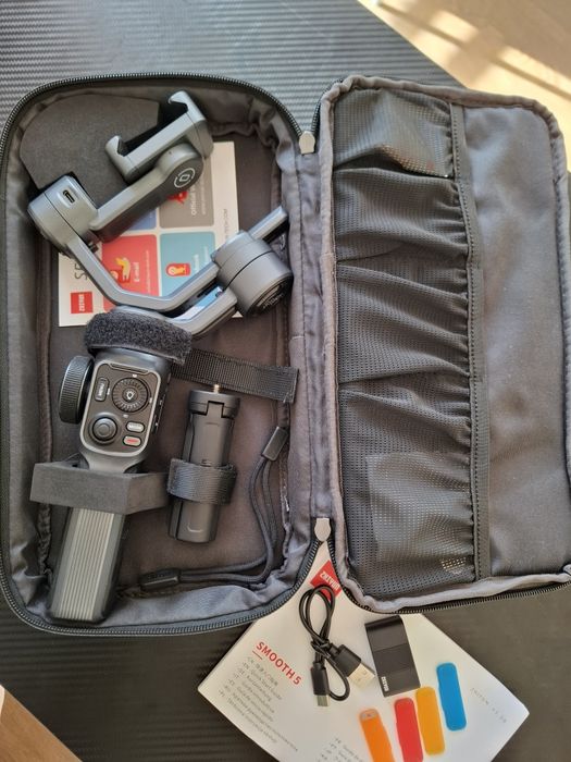 Estabilizador Zhiyun Smooth 5 combo.