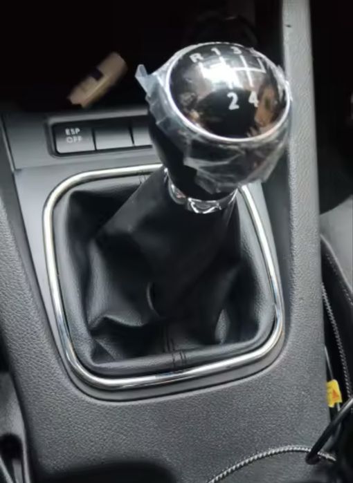 Чехол и ручка КПП (МКПП) Volkswagen Golf 5 6 / Jetta 5 6