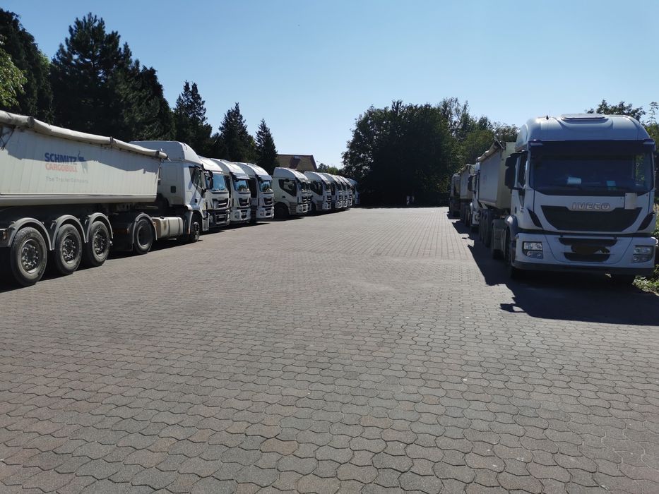 Parking TIR dla firm transportowych, przewozowych, budowlanych przy S1