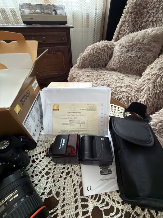 Nikon d7000 nikon 18-200 lampasb-600