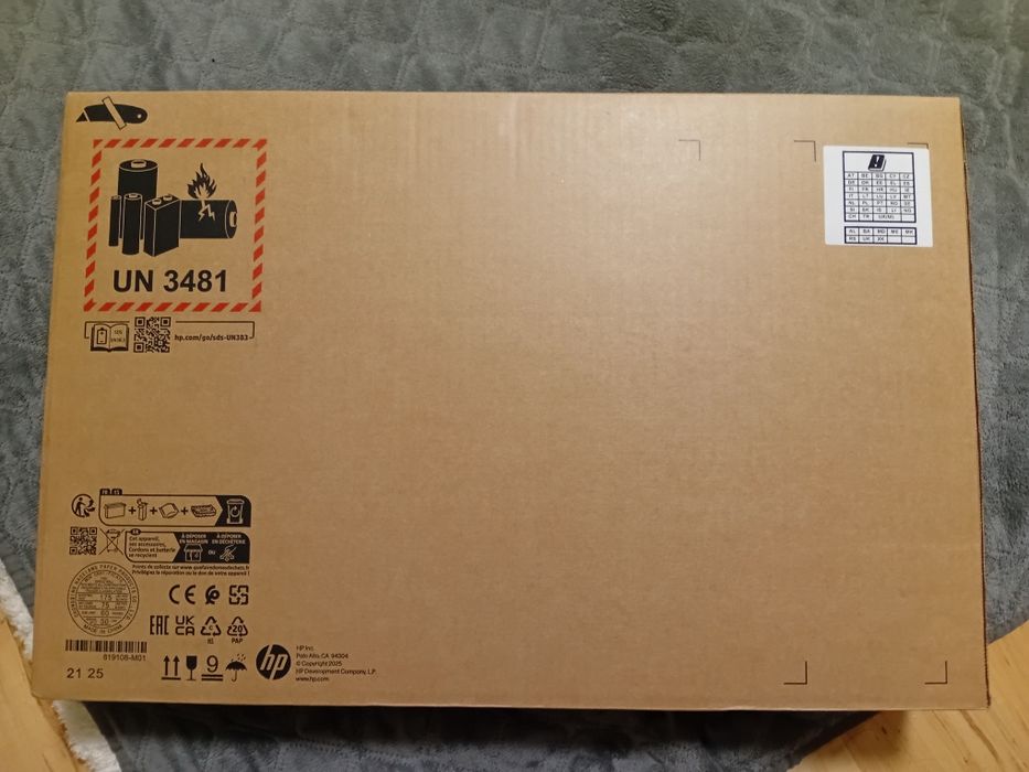 Ноутбук hp 17-cp3282ng(bz8r8ea)