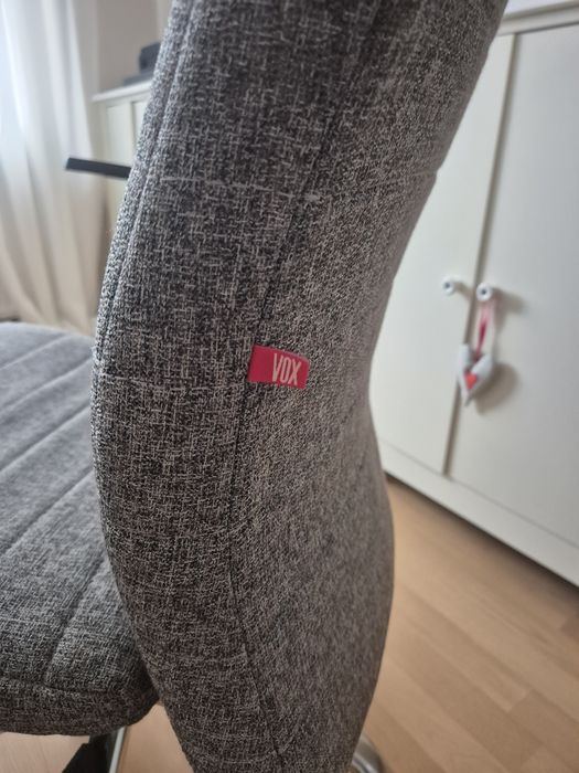 Fotel do biurka Levi Vox