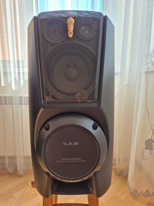 ОДНА... Мощная колонка Sony SS-XB8AV S.A.W. Super Woofer - 1 шт.