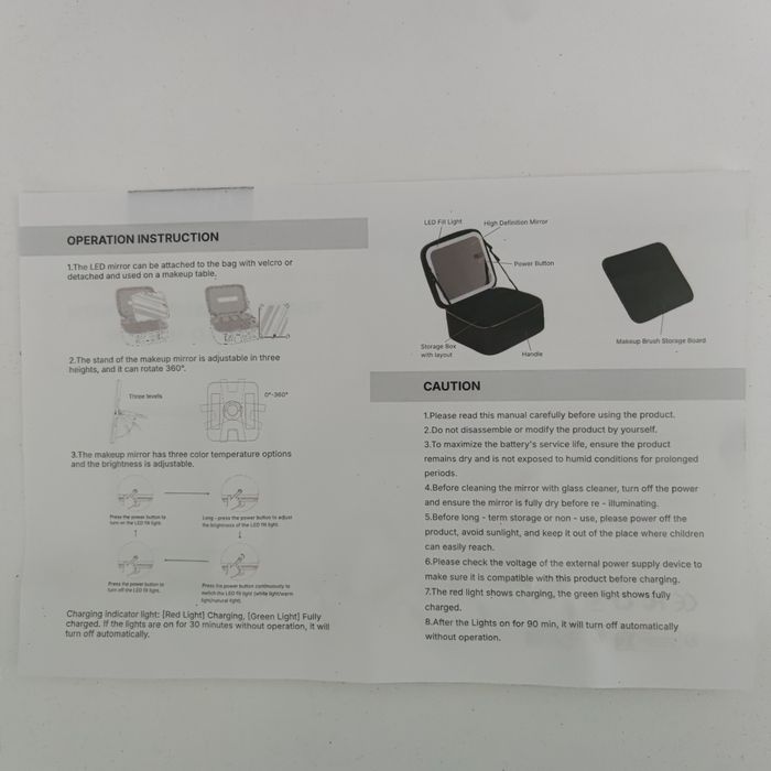 Kosmetyczka organizer na kosmetyki biżuterię kuferek z lusterkiem LED