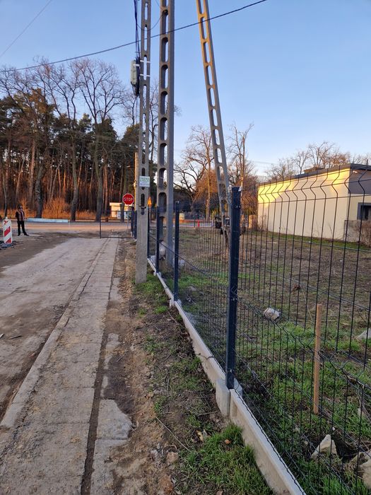 Sprzedam działkę usługowo mieszkalną - Widok 4