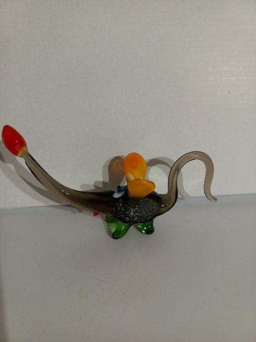 Śliczna myszka z kolorowego rwanego szkła -Murano