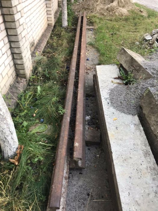 рельсы  бувші у  використанні Р- 65