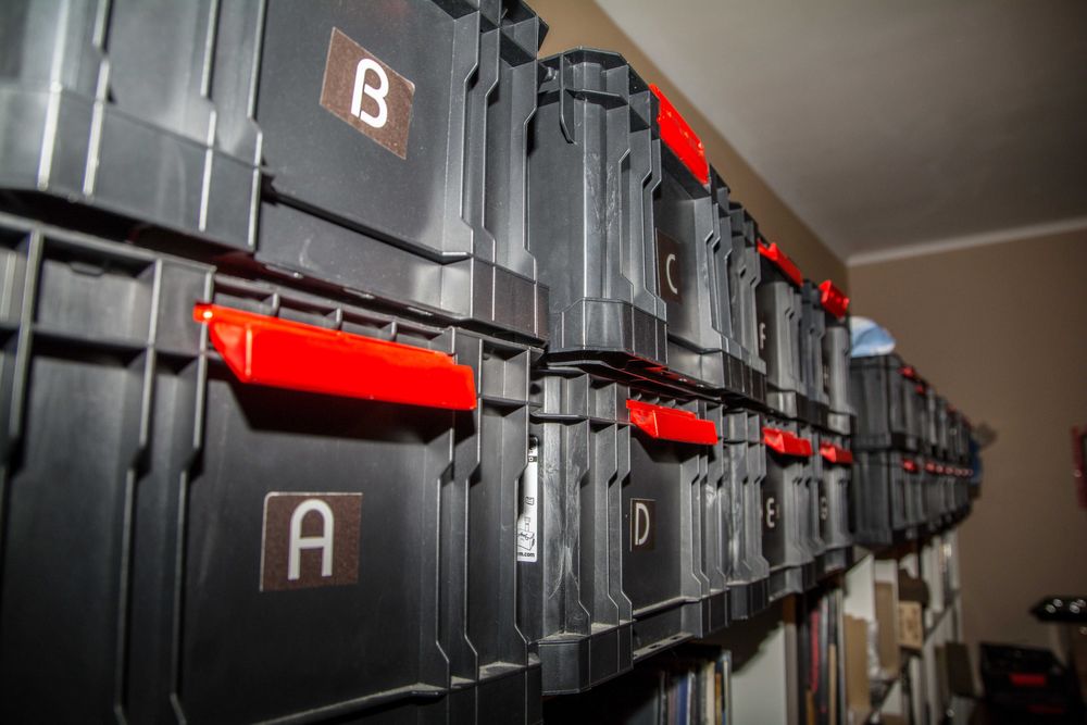 Skrzynka hard case na 90 płyt cd jewel case, okazja