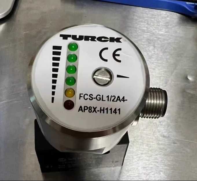Датчик контроля потока TURCK FCS-GL1/2A4-AP8X-H1141/L080.