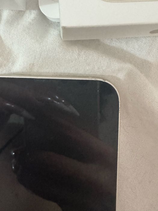 Iphone 13 w stanie bardzo dobrym
